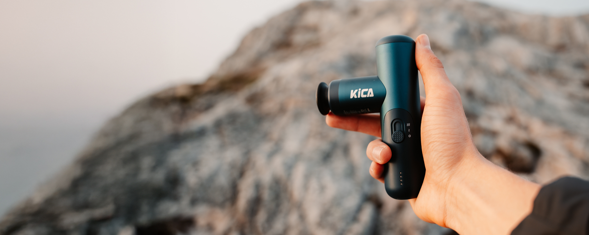 Masażer wibracyjny KiCA mini 3 - czerwony